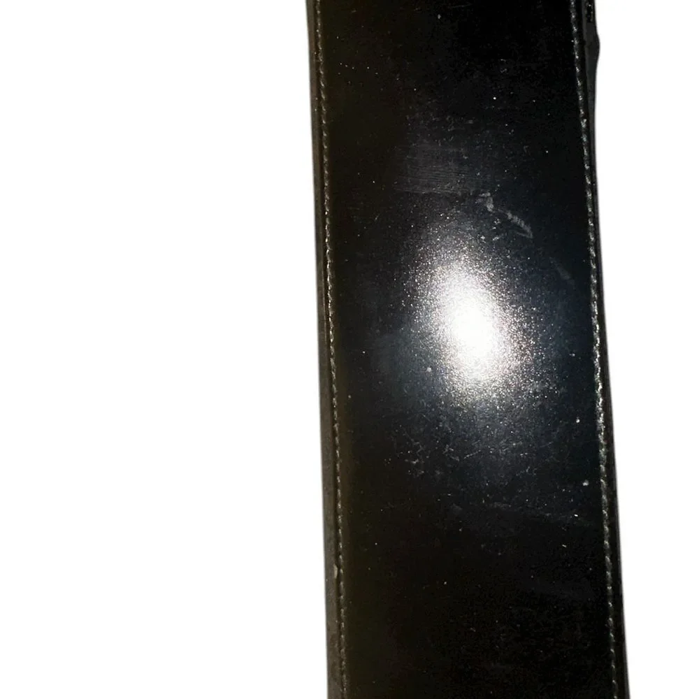 Gucci Textured Black velvet pouch.